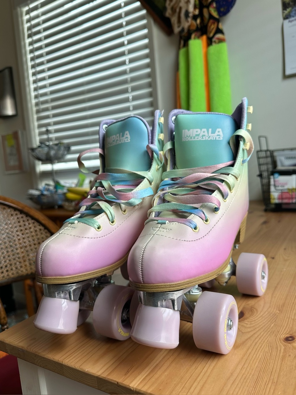 Impala quad skates / roller skates in pastel fade, in US ladies’ size 7